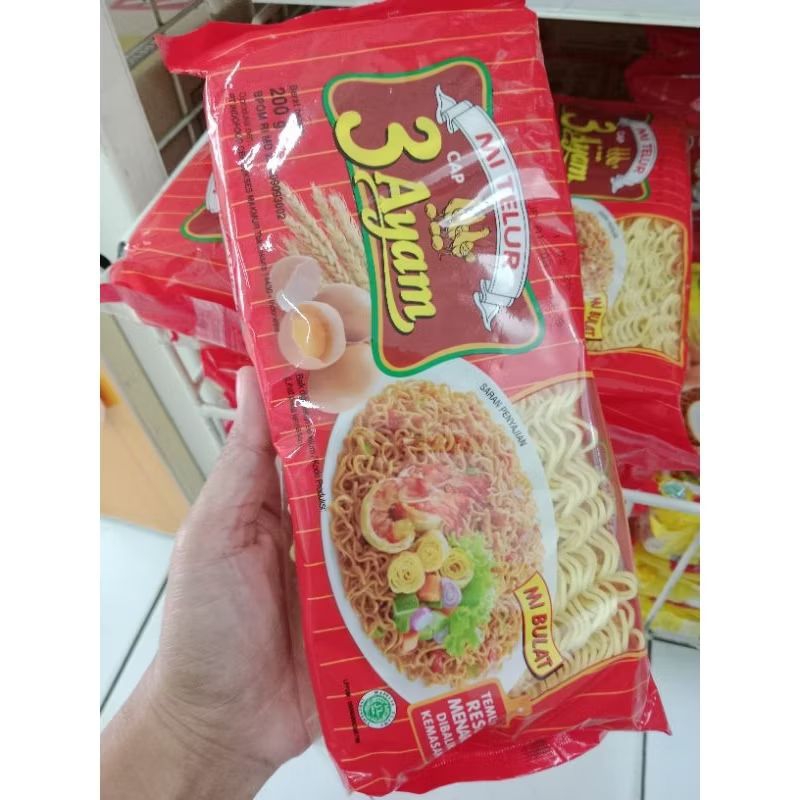 

MIE TELUR Cap 3 Ayam Merah 200 gram Mie Bulat