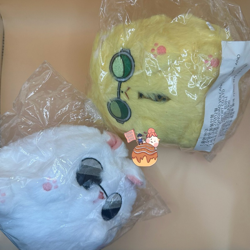 (READY STOCK) JUJUTSU KAISEN ANIMAL DOLL GOJO / NANAMI 15cm doll