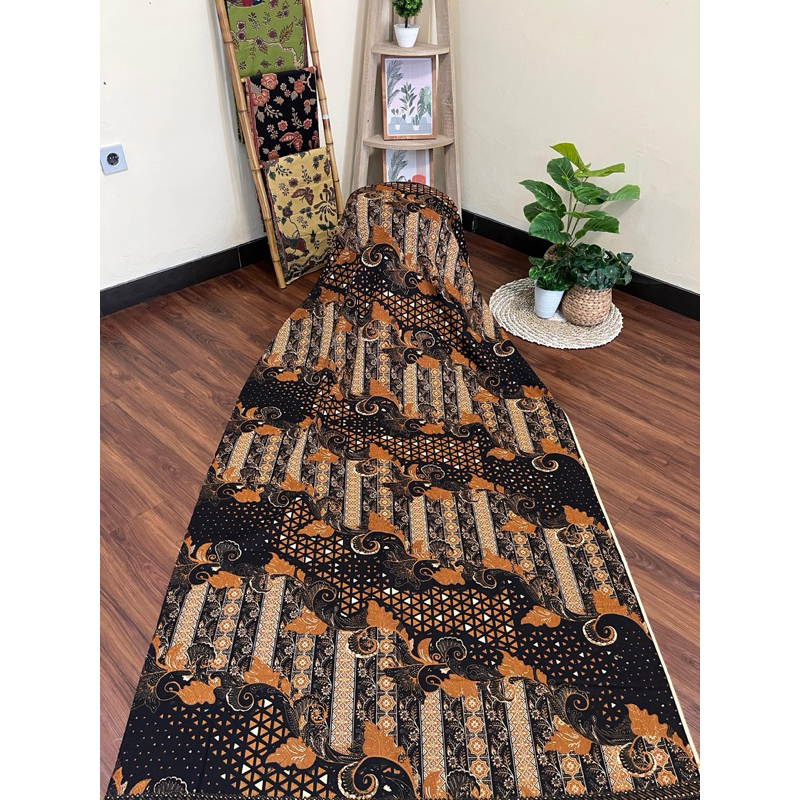kain batik terbaru.kain batik solo. batik modern.kain batik doby, batik doby.tunik batik
