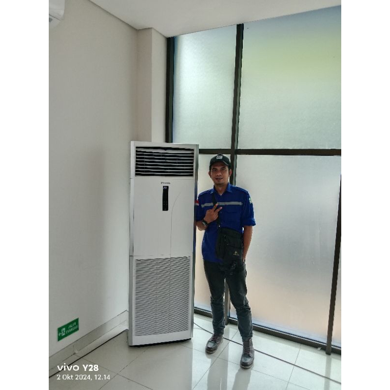 Rental Ac Standing Floor  2,5 Pk - 3 Pk Perhari