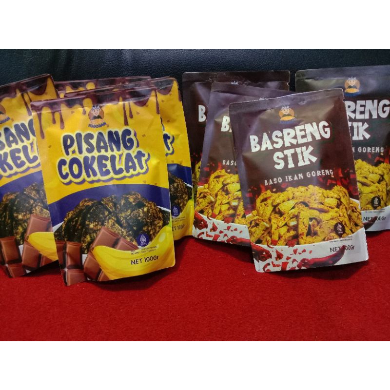 

KERIPIK PISANG COKLAT 100gr DAN BASRENG STIK 100 gr / Cemilan Terlaris