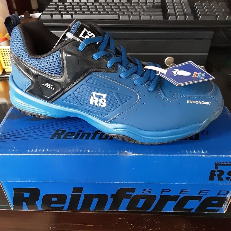 Sepatu badminton RS