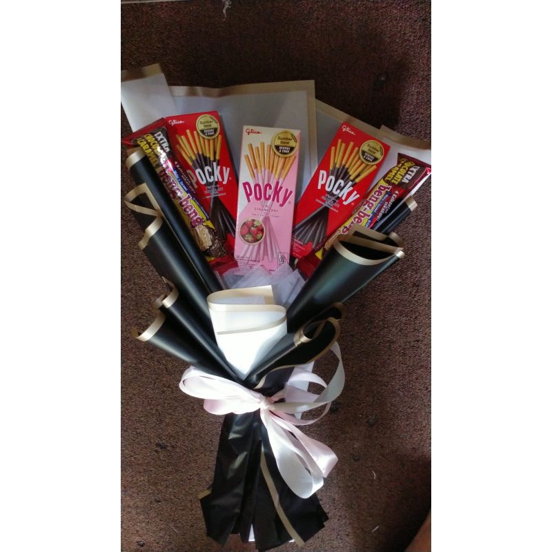 

Bucket Snack Hadiah Wisuda