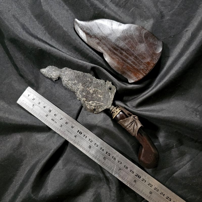 Keris Semarr I Pamor Wos Wutah