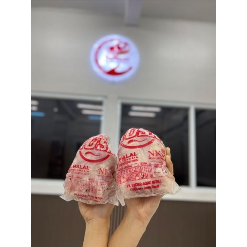 

ayam utuh pilihan ukuran 0,6 kg