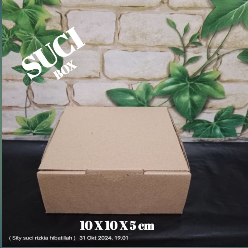 

kardus box karton ukuran 10 X 10 X 5 cm die cut untuk packing assesoris dll, model pizza