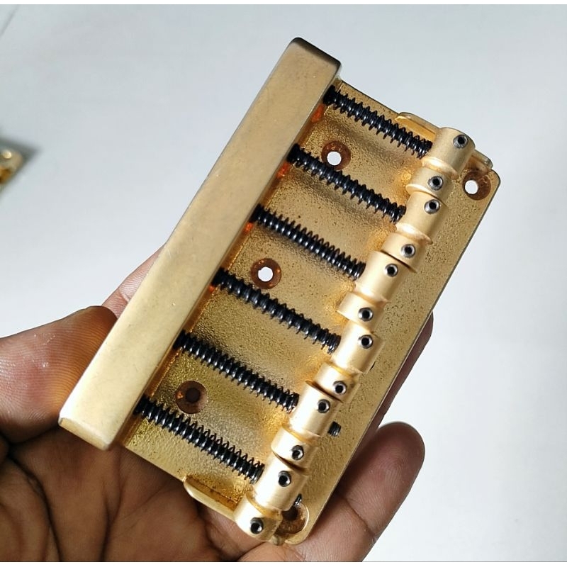 Bridge Bass electrik 6string GOLD matte