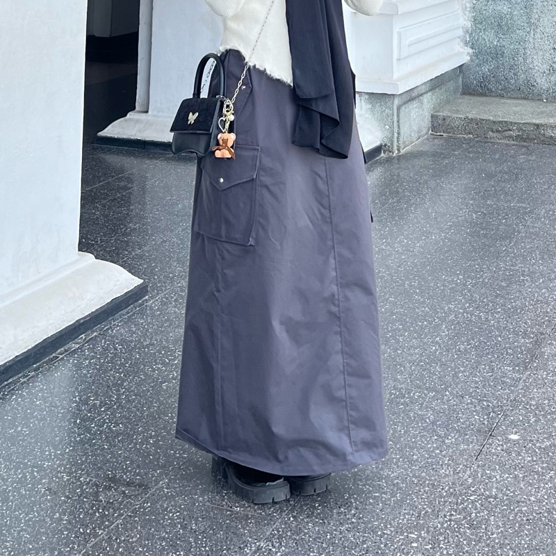 preloved Rok Cargo skirt y2k