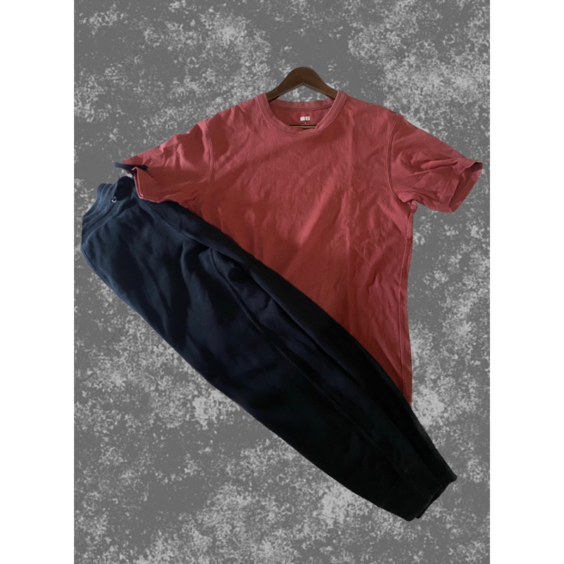 Tshirt uniqlo & joger uniqlo