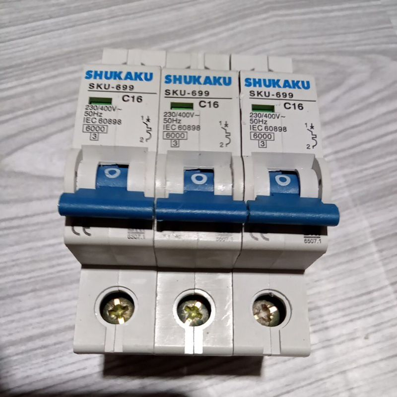 Mcb SHUKAKU sku 699 1p C16 230 /400V original