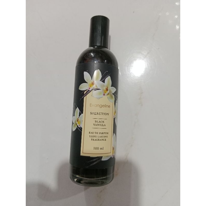 Evangeline Black Vanilla