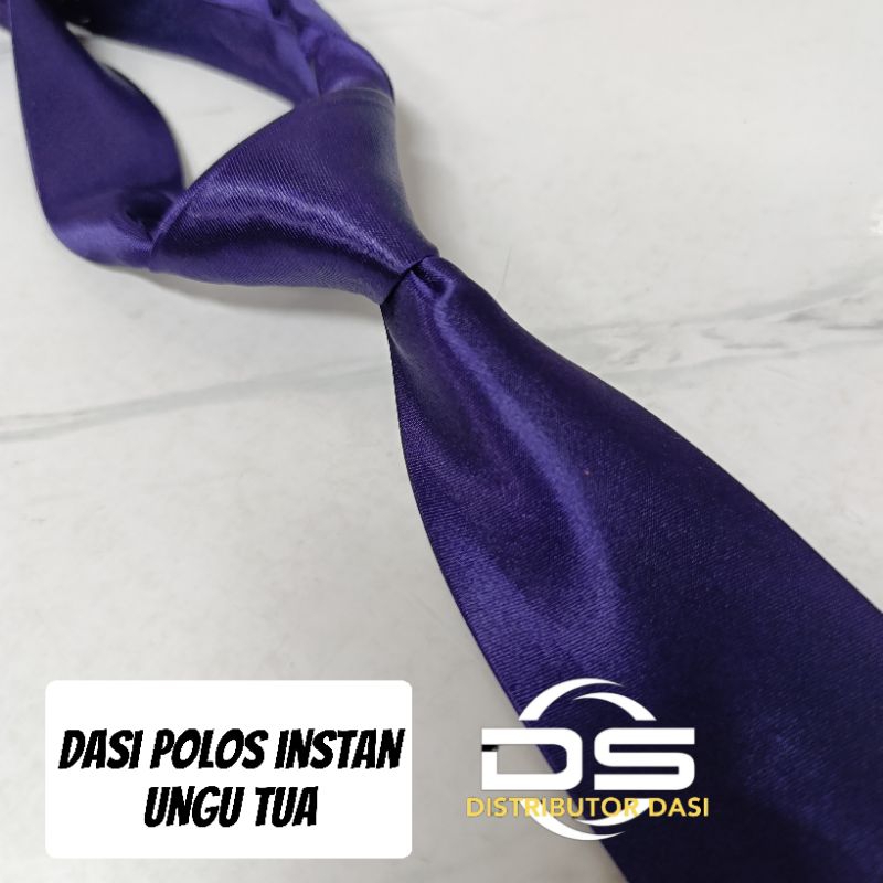Dasi Instan Pria Premium Satin Ungu Tua Dasi Polos Siap Pakai Ukuran Medium 3 inch