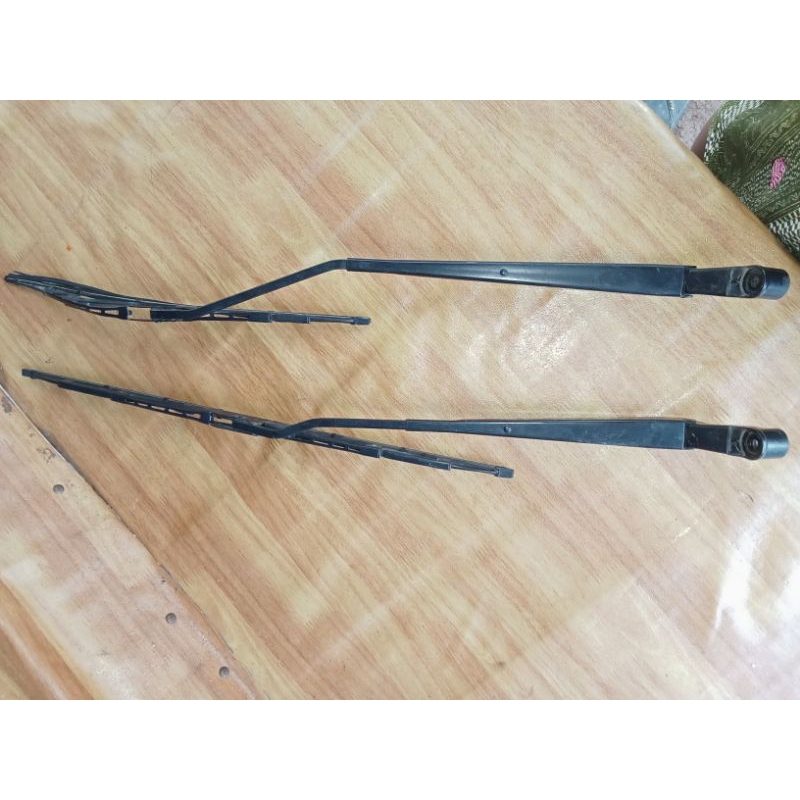 WIPER KACA MOBIL SIGRA CALYA ORIGINAL /wiper kaca mobil