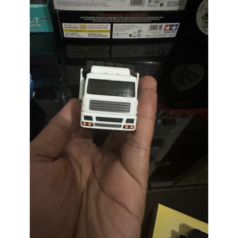 Hotwheels Fleet Street Towing Truck Subaru
