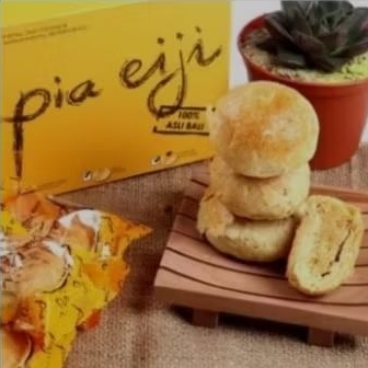 

PIA EIJI ASLI RASA KEJU ISI 8PCS/BOX OLEH-OLEH BALI ENAK