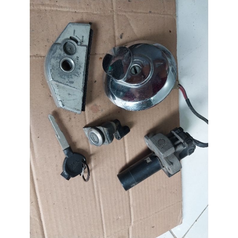 kunci kontak cb150 old k15 original