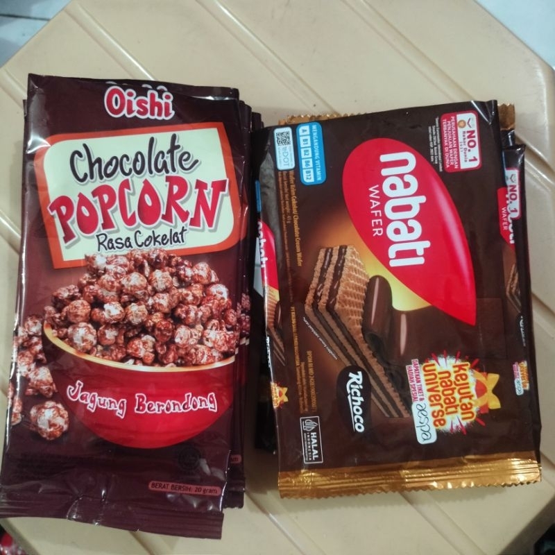 

ECERAN. Bungkus Snack /Kemasan bekas NUANSA COKLAT. Harga mulai @Rp.100,-. Nuansa warna lain ada di keranjang yang lainnya.