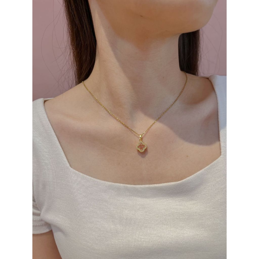 Kalung vc pink Wanita
