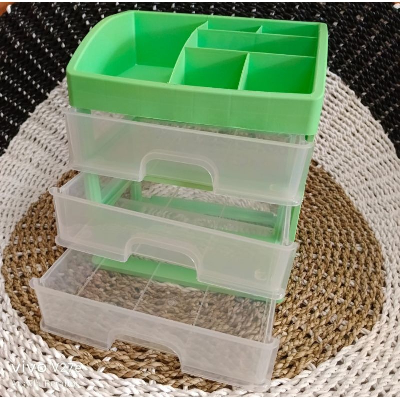 Rak Kosmetik 3 Susun