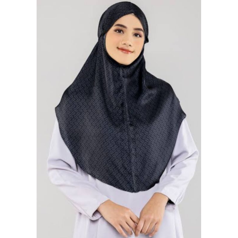 Buttonscarves Tapis Slip On Black NEW AS IS