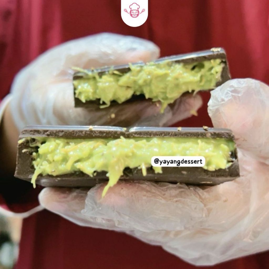 

Coklat Dubai Kunafe Pistachio JUMBO - Yayang Dessert