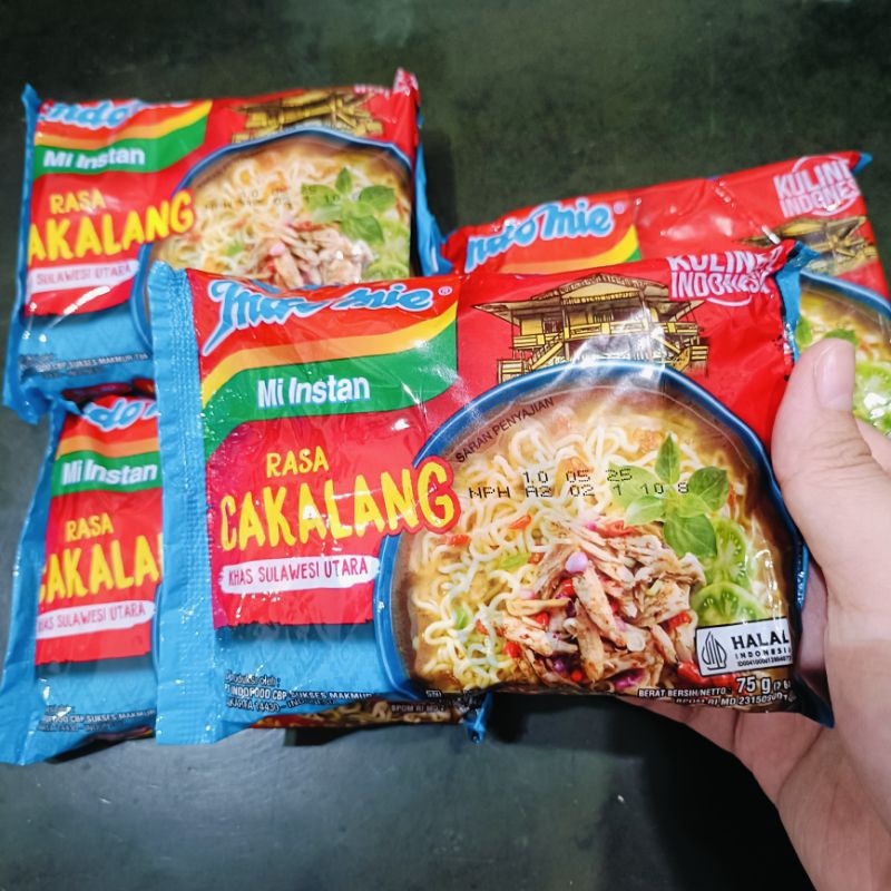 

Khas Sulawesi Utara Indomie rasa Cakalang (Mie Kuah)