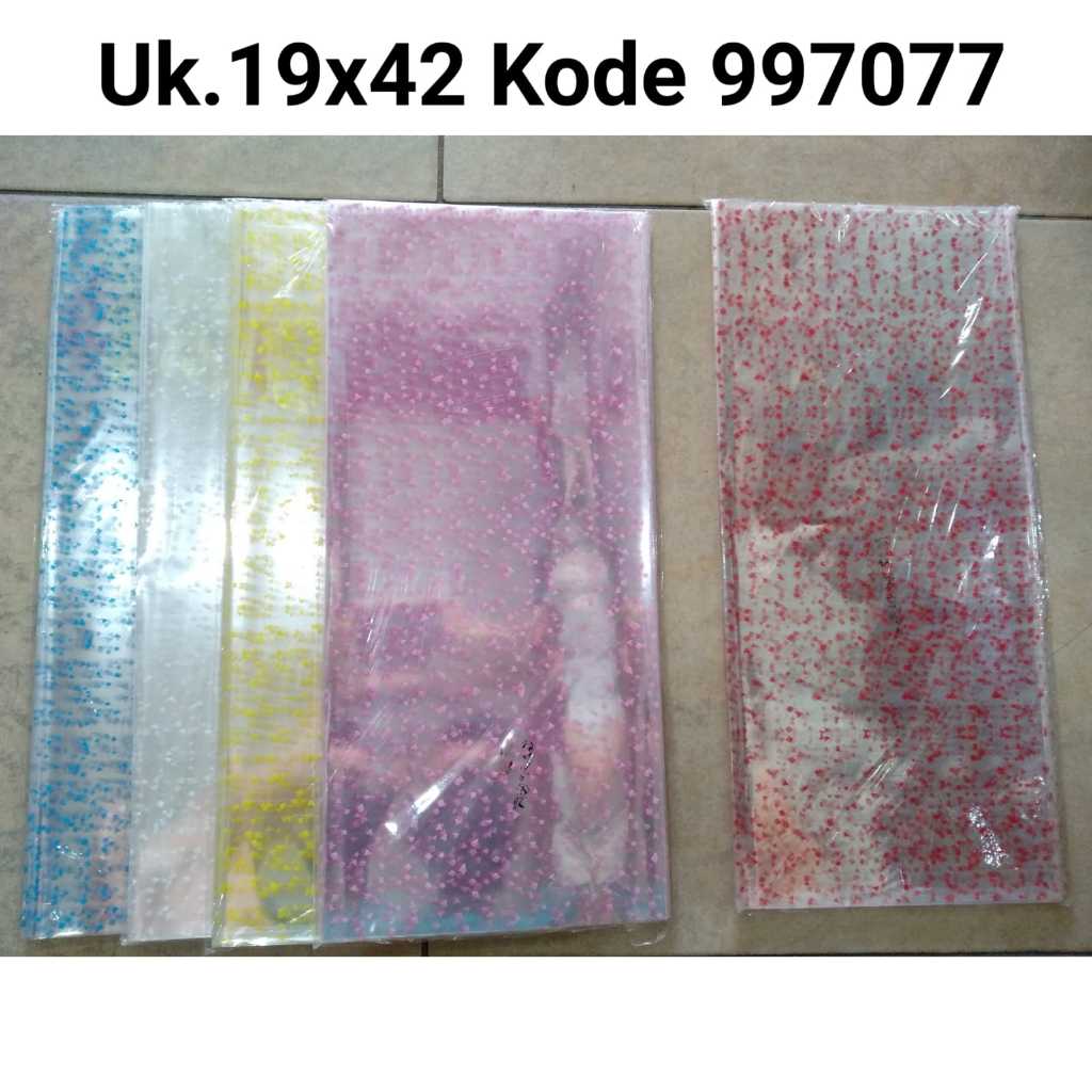 

KANTONG PLASTIK BONEKA / PARCEL 19 CM X 42 CM (ISI 60 LEMBAR)