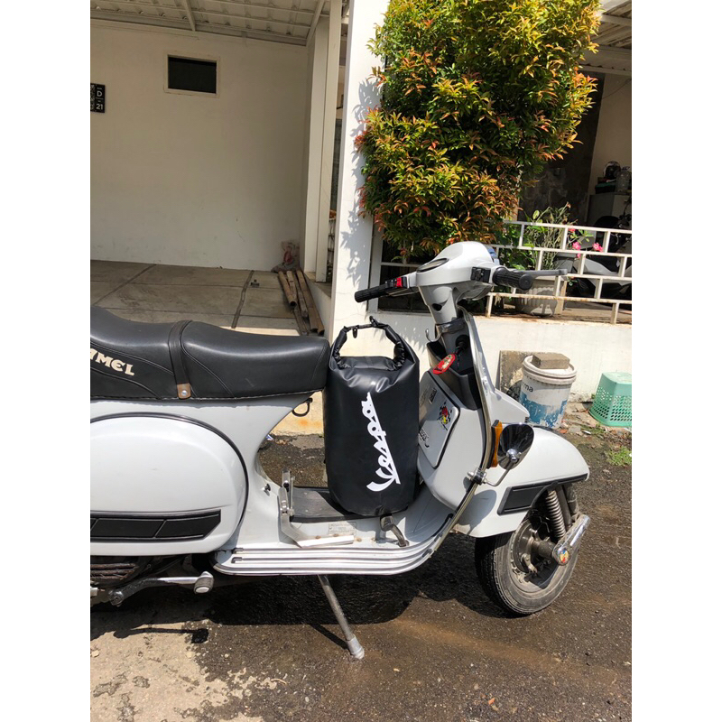 Dry Bag Vespa Warna Hitam | Tas Ransel Travel Sling Bag Touring