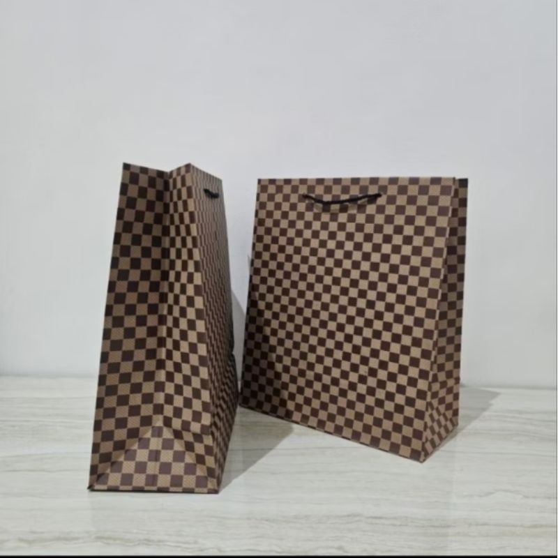 

La Felicia Paperbag Motif Pigora Premium Coklat Tas Kertas Bingkisan Hampers