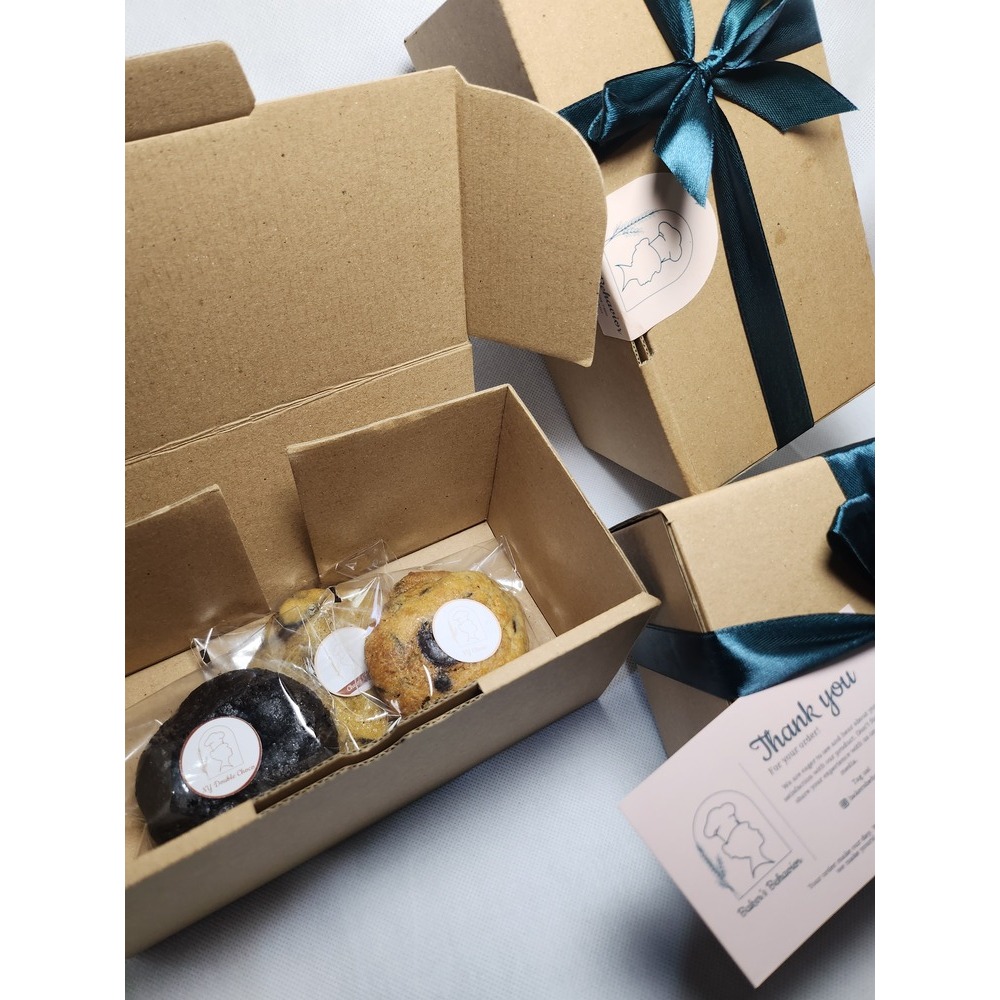 

Bundling - Box of 3 - Bundling Cookies - Mixed Cookies