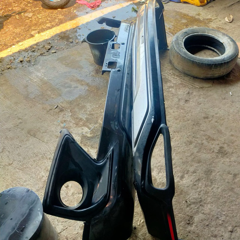 Bodykit depan+belakang fortuner VRZ