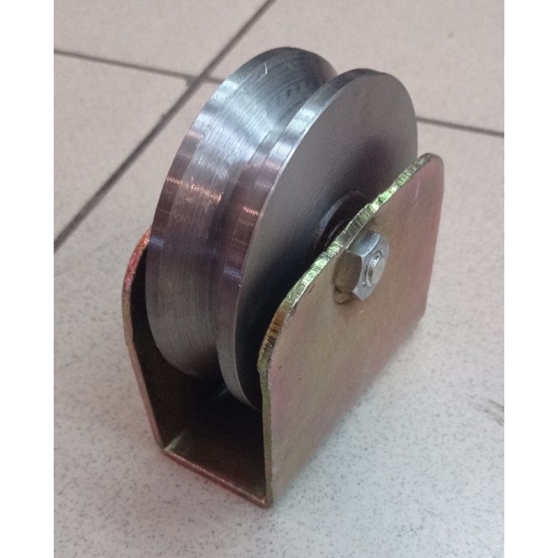 roda pagar besi/roda pagar/roda pintu gerbang 4 inchi ( rel siku)