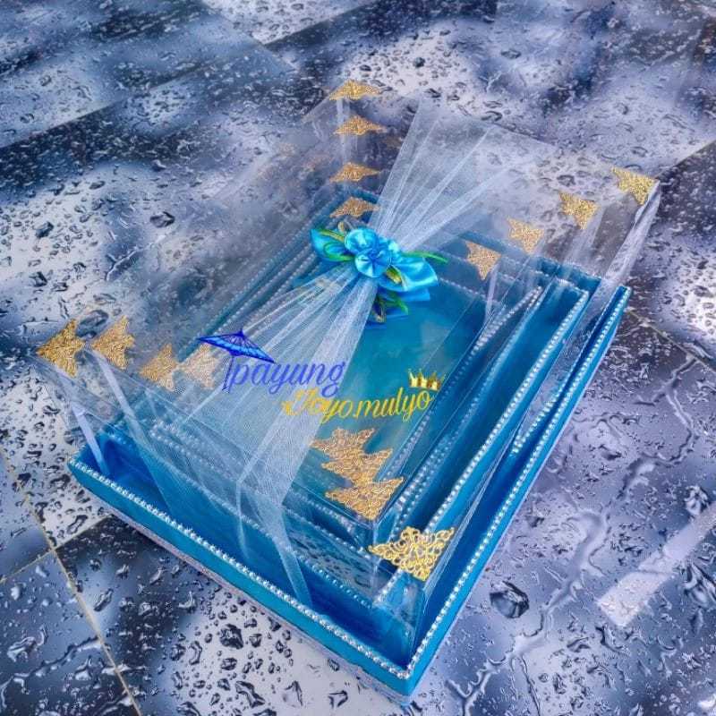 

Paket Box Kotak Seserahan Pernikahan 1 Set Isi 4 Hantaran Parcel Mika Unik Kekinian Mewah