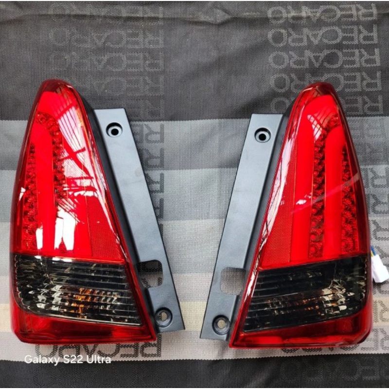 Stoplamp toyota innova 2004-2015