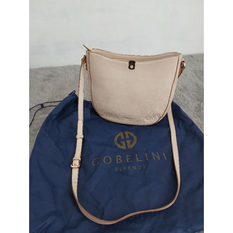 PreLove Gobelini Sling bag