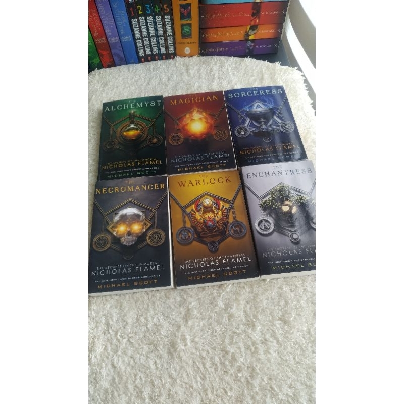 (ENGLISH)The Secret Of Immortal By. NICHOLAS FLAMEL