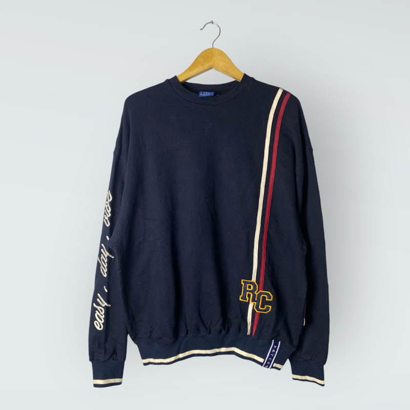 crewneck romantic crown bahan berat second