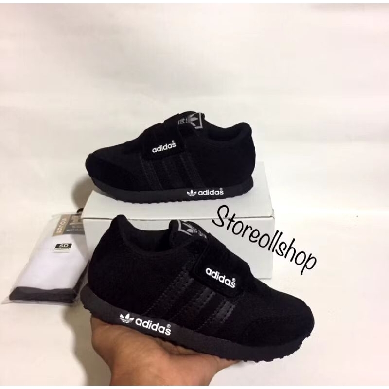 SEPATU SEKOLAH ANAK / SEPATU ANAK LAKI LAKI / SEPATU ANAK PEREMPUAN / SEPATU SEKOLAH HITAM ADIDAS KW