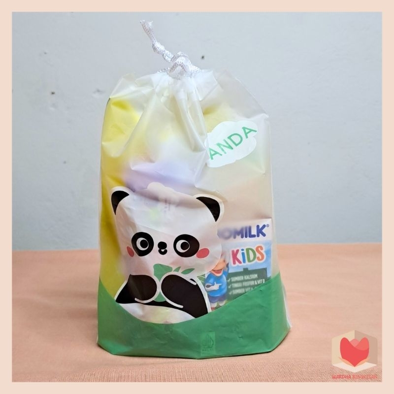 

Bingkisan Ulang Tahun Pouch Mini