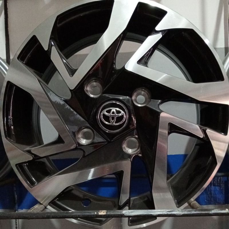 VELG OEM AVANZA R14
