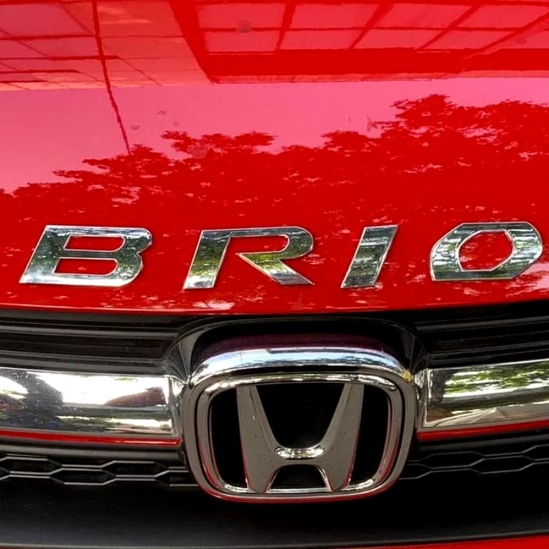 Emblem Kap Mesin All New Brio