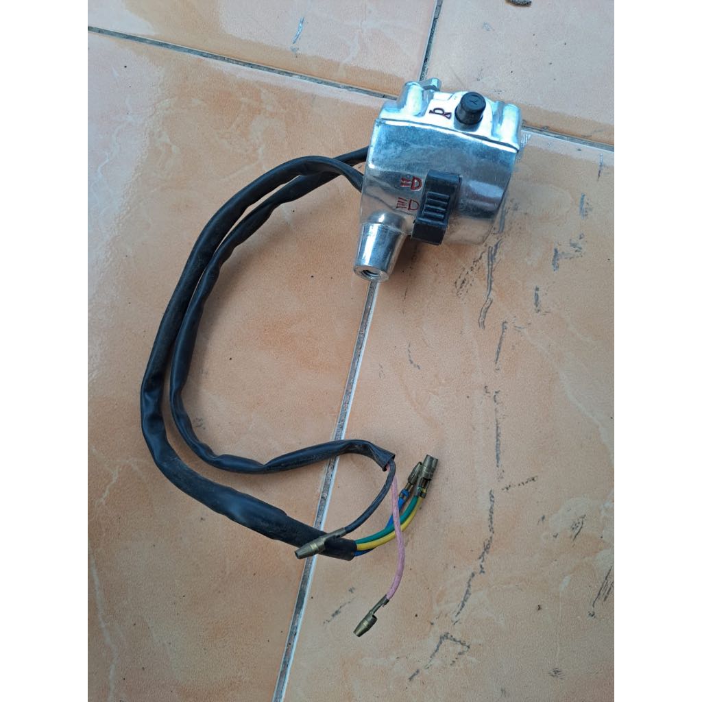 HOLDER SET V80 NON DOBEL STARTER SET KANAN KIRI