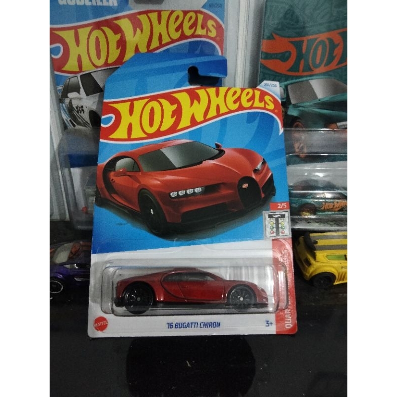 Hot Wheels 16 Buggati Chiron