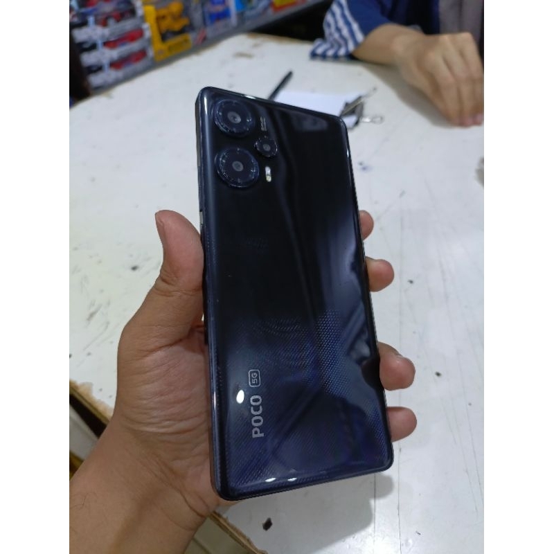 Poco F5 5G Second MULUS (RAM 12gb Internal 256gb, Resmi IMEI Terdaftar di kemenprin
