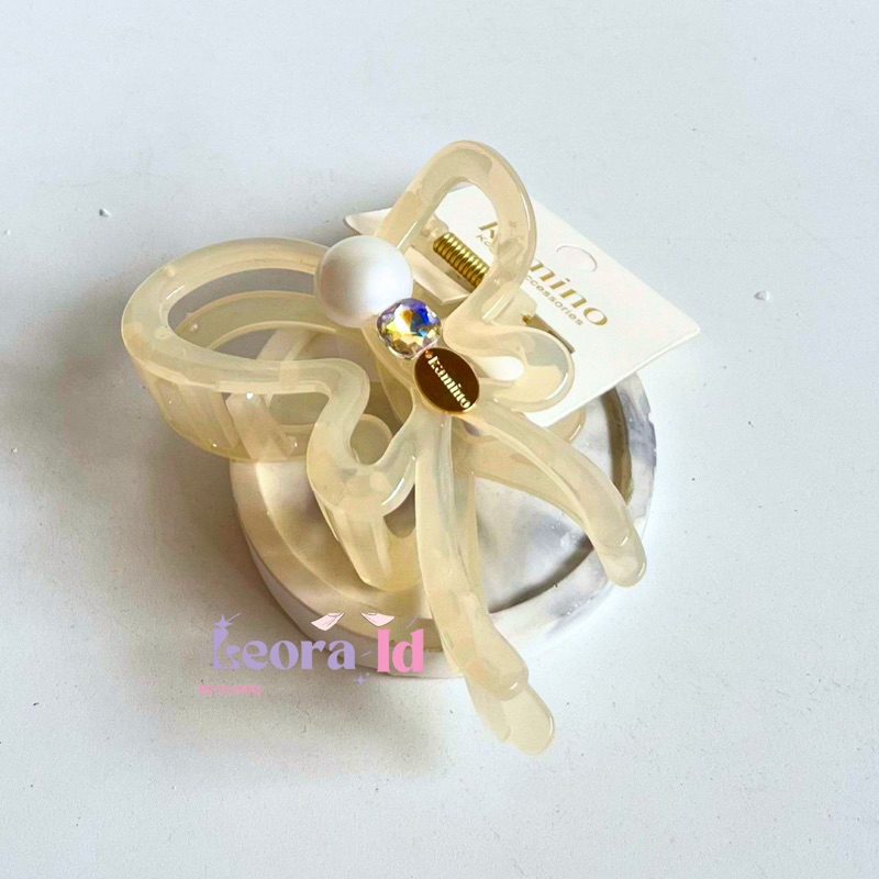 Leora -  Butterfly Hair Claw | Jepit Rambut Kupu Kupu | Jepit Rambut Kamino | Jepit Rambut Model Kor