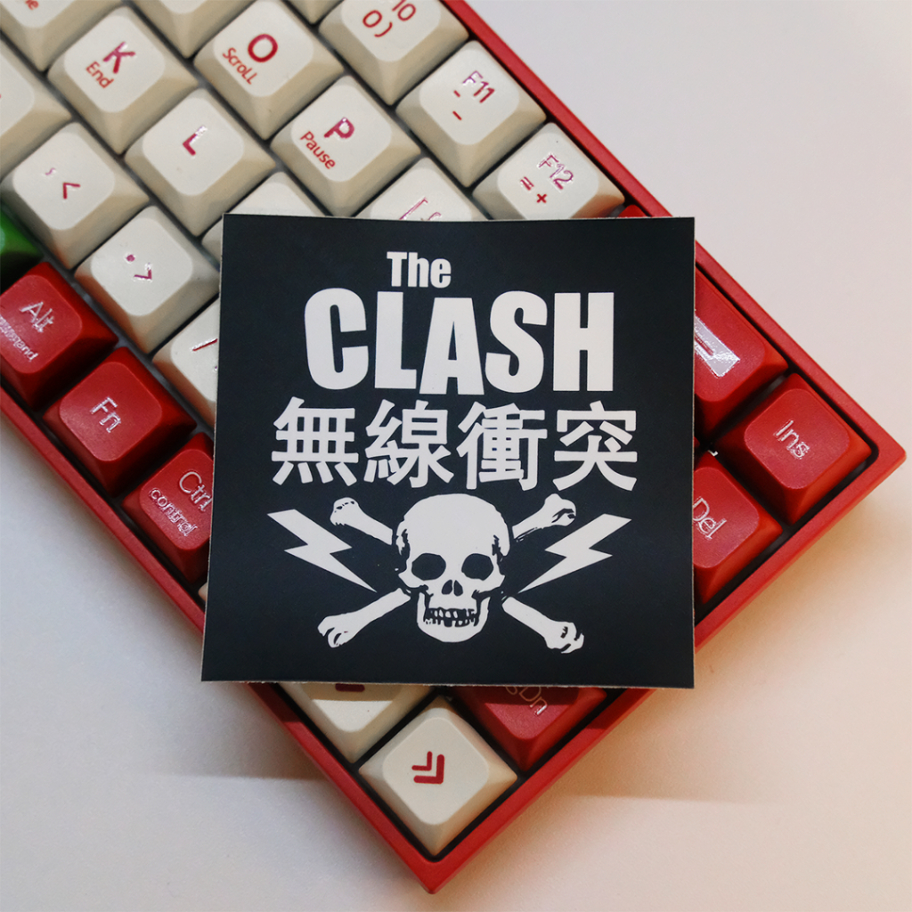 

STICKER THE CLASH SKULL CROSSBONES