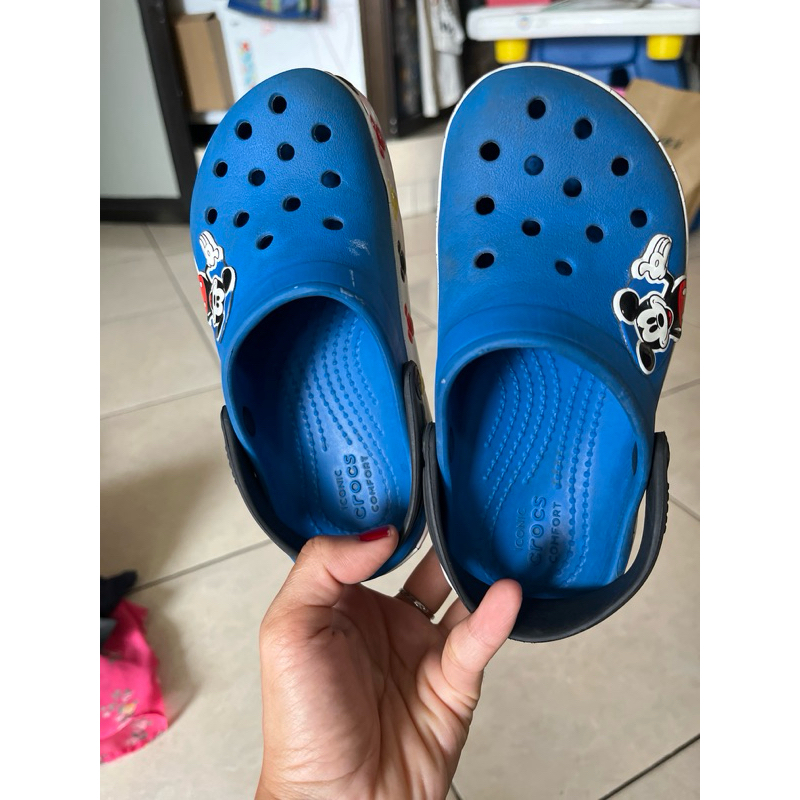 preloved crocs anak mickey mouse