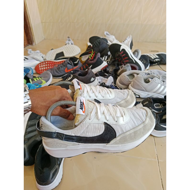 Borongan Sepatu Sport