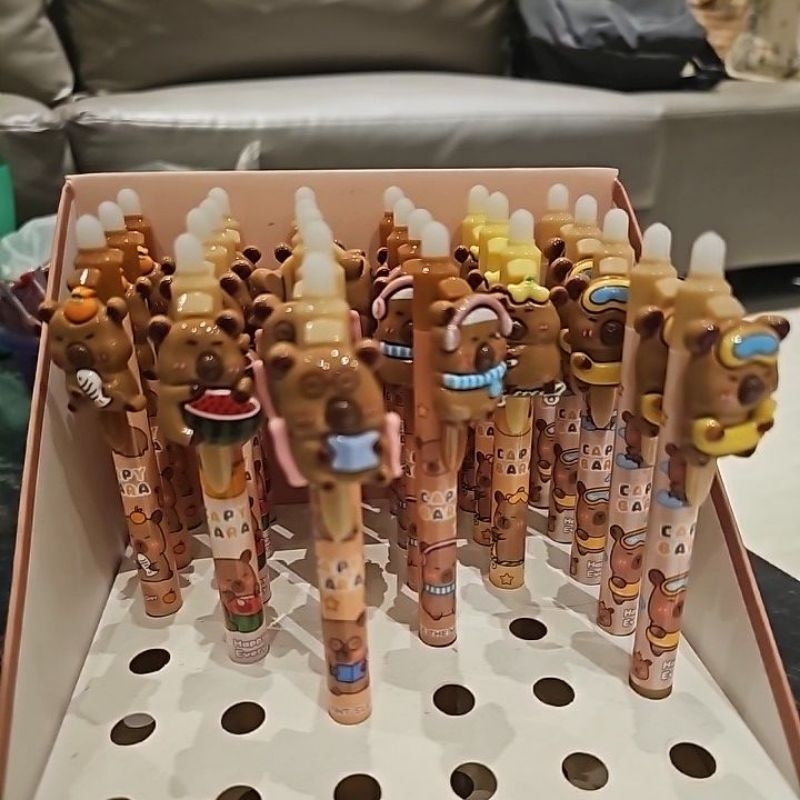 

Capybara Gel Pen