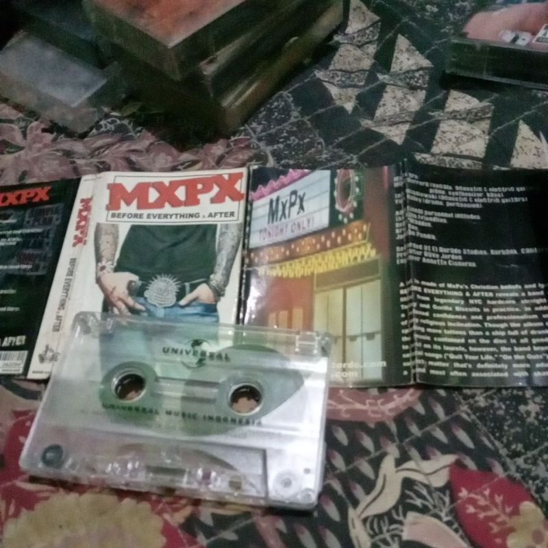 KASET  PITA  NFG  COVER  MXPX